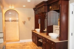 Pershing Blvd Master Vanity